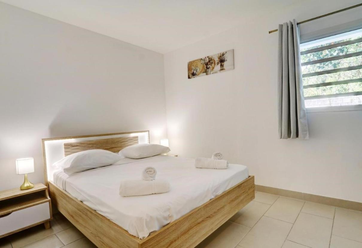 Charme Du Nord 2 Apartman Sainte-Clotilde Kültér fotó